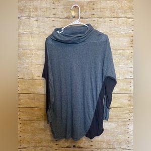 Nic + Zoe sweater 🛍